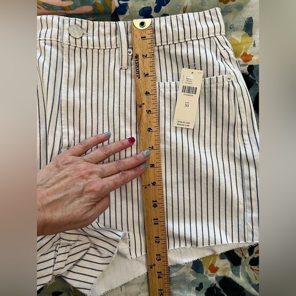 ANTHROPOLOGIE | FRAME 30 LE BRIGETTE JEAN SHORTS Blue Motif NWT - Picture 12 of 16